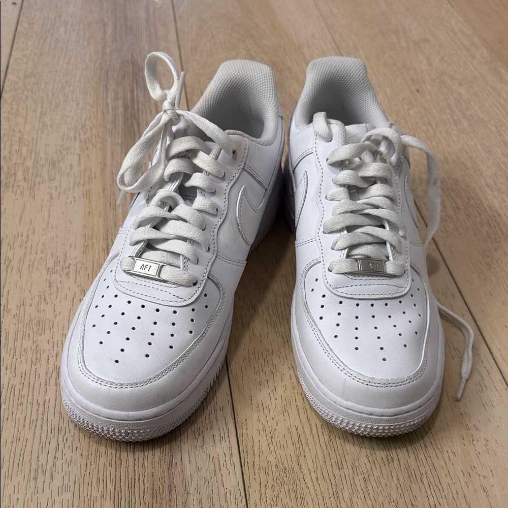 Nike Air Force 1 White Low Top Leather Sneakers women’s  9.5